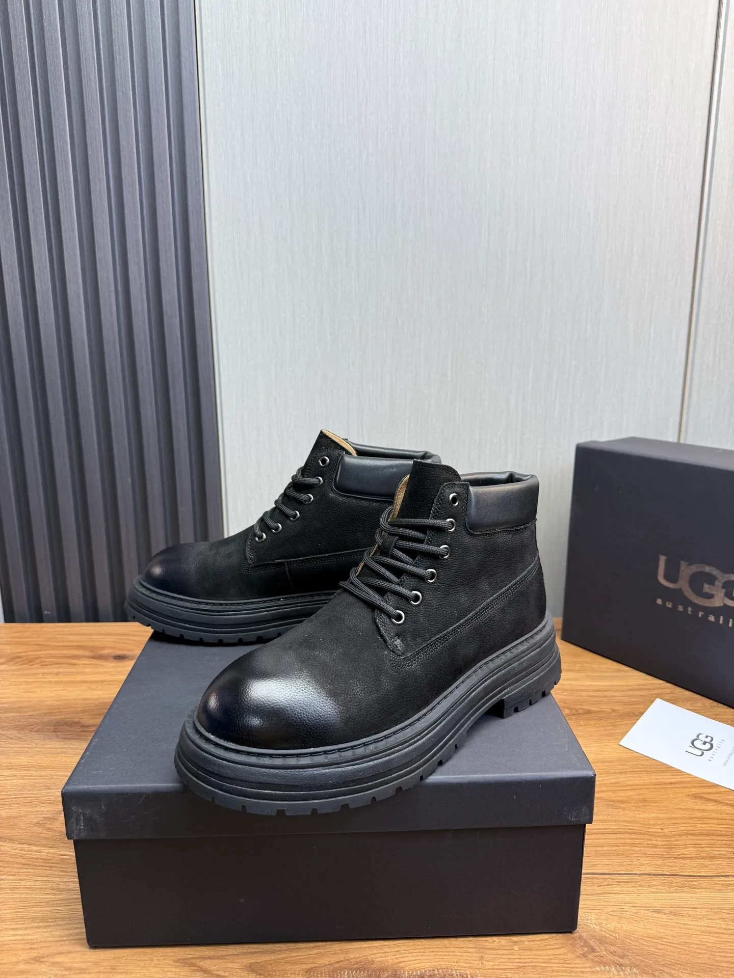 Factory price 680💰 [UGG] Men's hot winter warm boots🐑Simple and fashionable design, cowhide➕comfortable and warm wool lining. Soft and comfortable to wear, good warmth retention, and excellent foot feel. Regular size 38-45